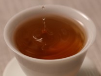 黑茶洗脸的功效与作用,黑茶水怎么样洗脸